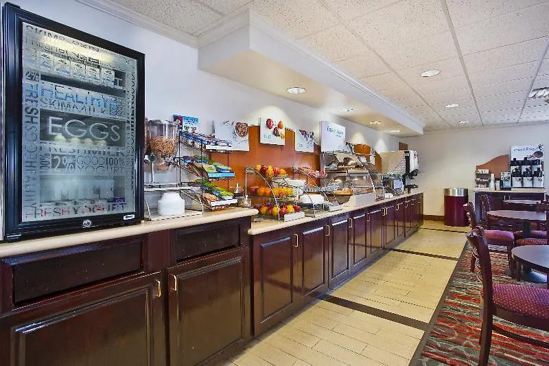Holiday Inn Express Hotel & Suites Columbus Southeast Groveport By Ihg