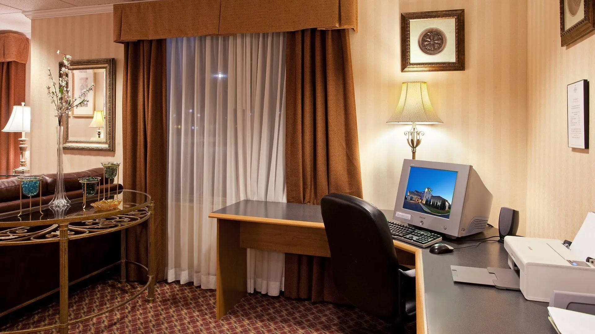 Holiday Inn Express Hotel & Suites Columbus Southeast Groveport By Ihg