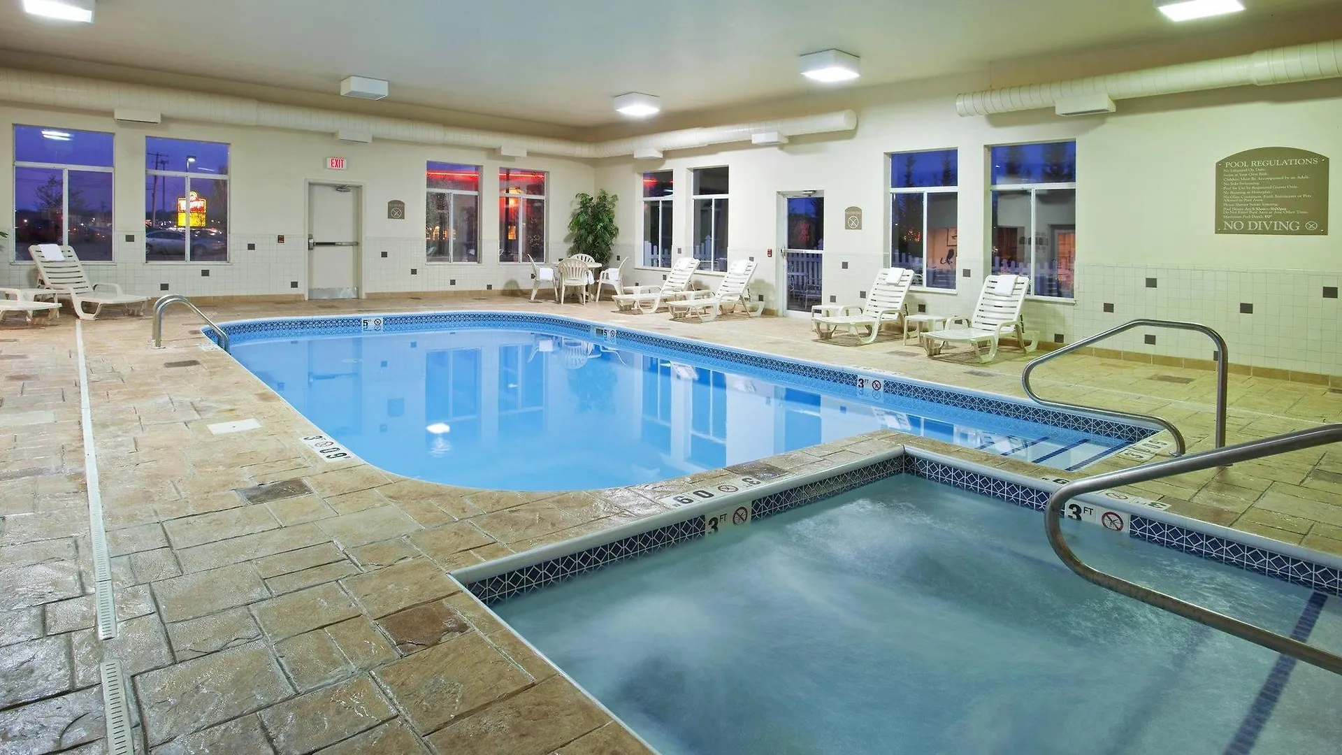 Holiday Inn Express Hotel & Suites Columbus Southeast Groveport By Ihg