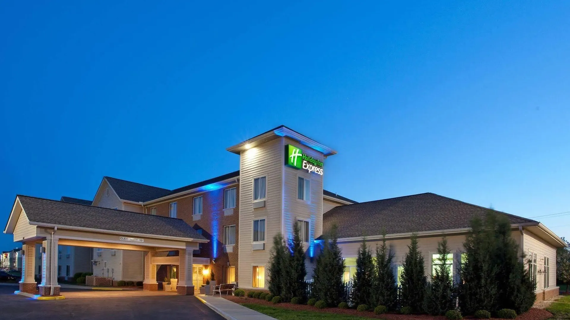 Holiday Inn Express Hotel & Suites Columbus Southeast Groveport By Ihg