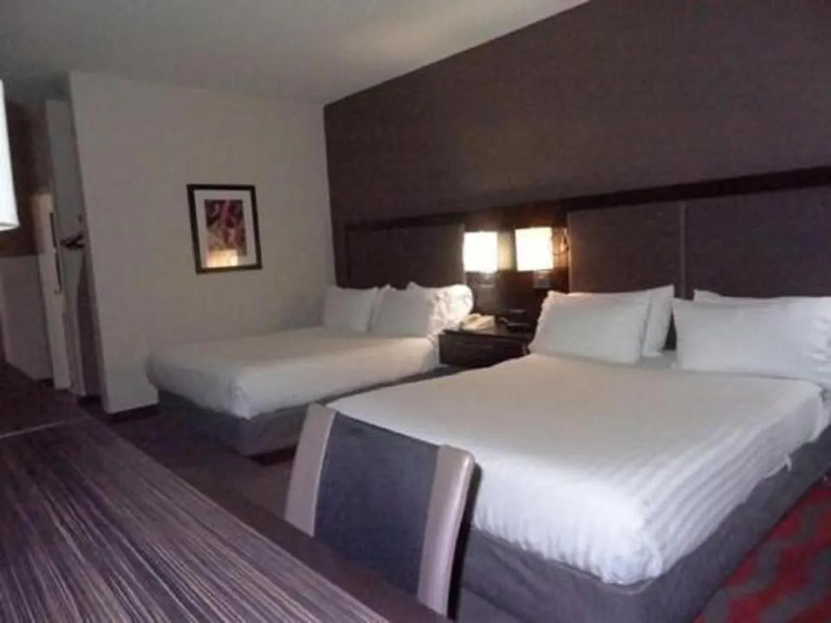 Holiday Inn Express Hotel & Suites Columbus Southeast Groveport By Ihg 2*,  United States
